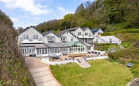 Waterwynch House
